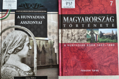 Hunyadiek15