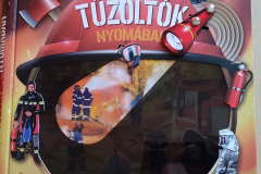 tuzoltok00